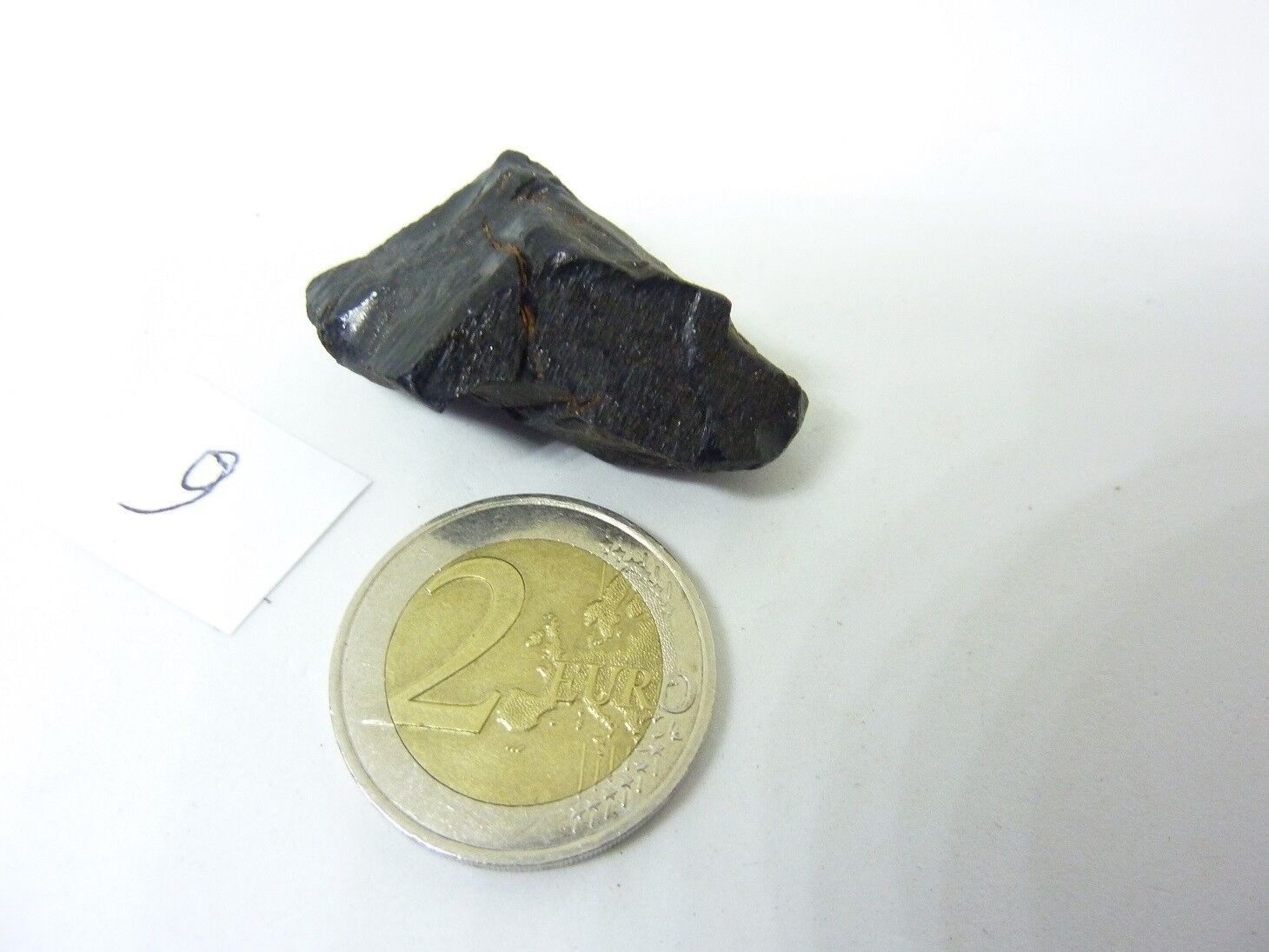 MASSIF PROTECTION SPINELLE NOIR BRUT 19 gr REF 4376 – Image 4