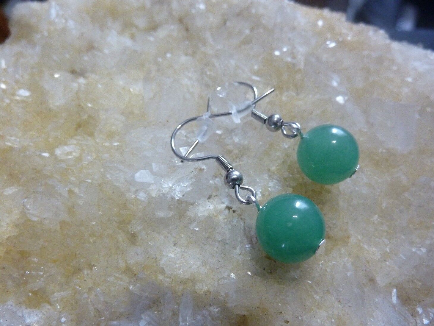 BOUCLES D'OREILLES AVENTURINE VERTE PERLES RONDES 10 MM – Image 2
