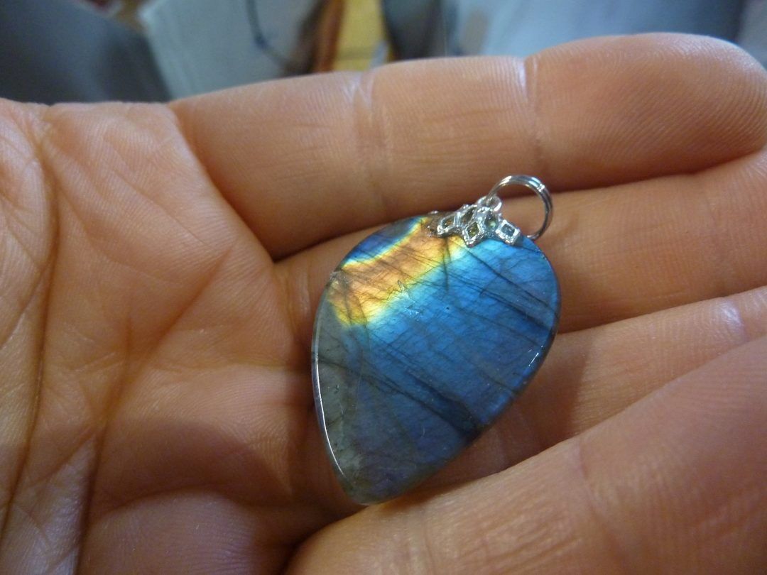 PENDENTIF PROTECTION LABRADORITE REF 1057 – Image 4