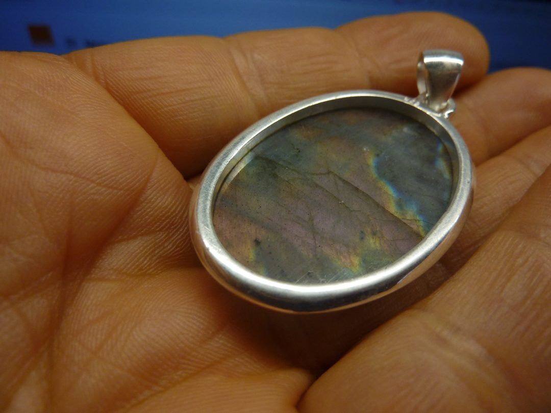 Gros pendentif Labradorite violet très rare! Monture argent 925 ref 8898