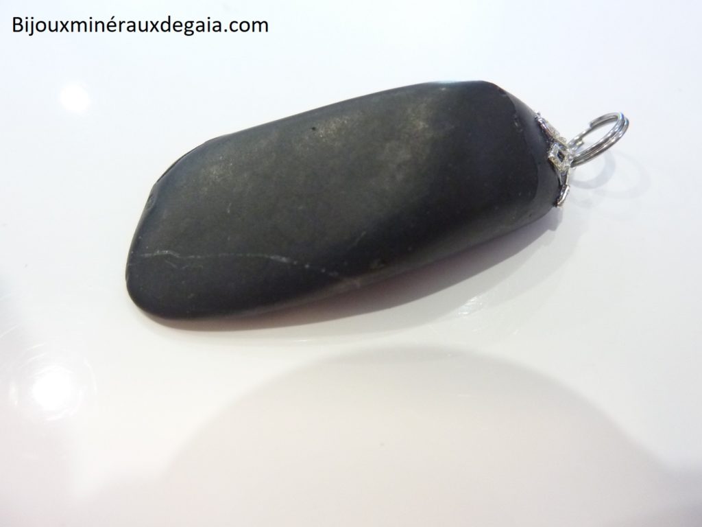 PENDENTIF SHUNGITE 9,5 gr ref 7976