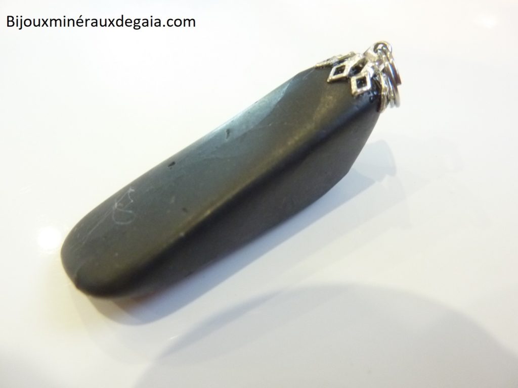 PENDENTIF SHUNGITE 9,5 gr ref 7976