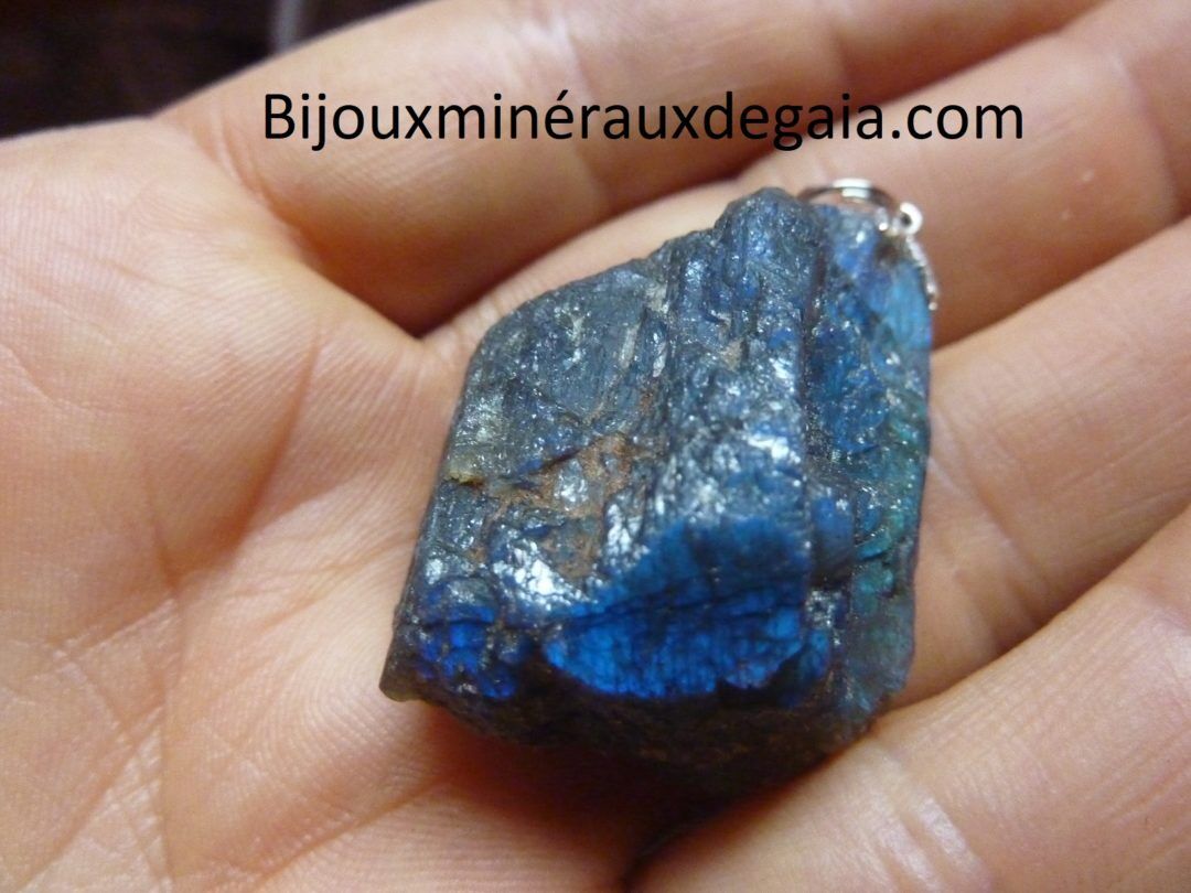 PENDENTIF LABRADORITE BRUT 21 gr ref 3926