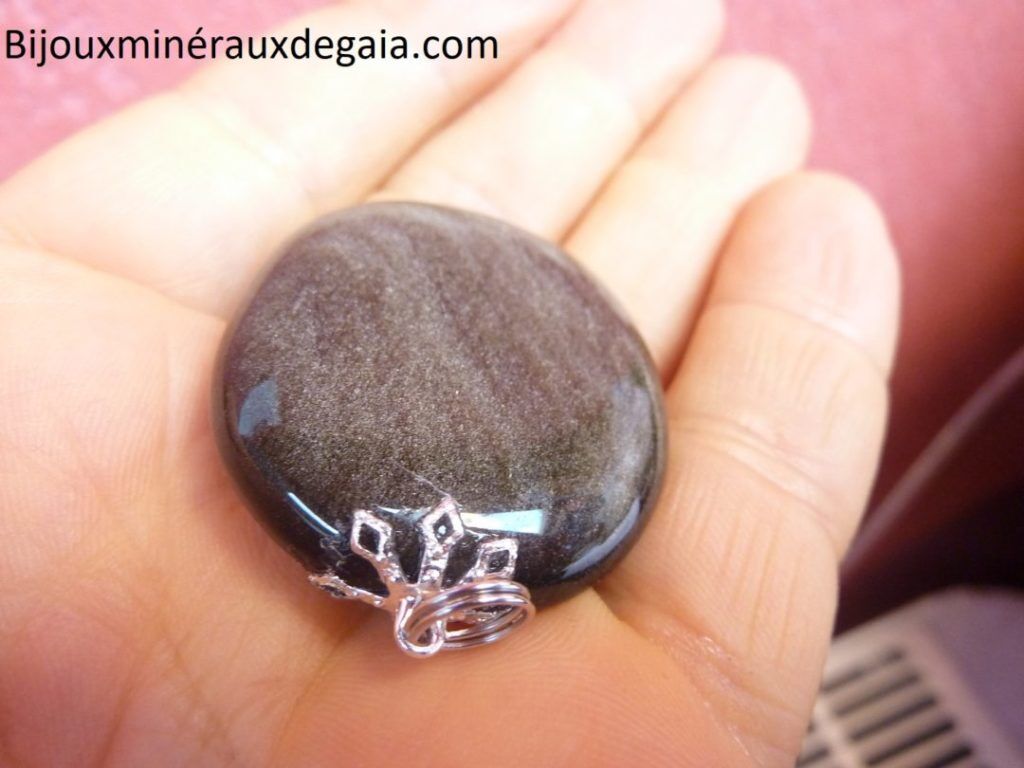 Pendentif obsidienne dorée poids 20 gr ref 3973