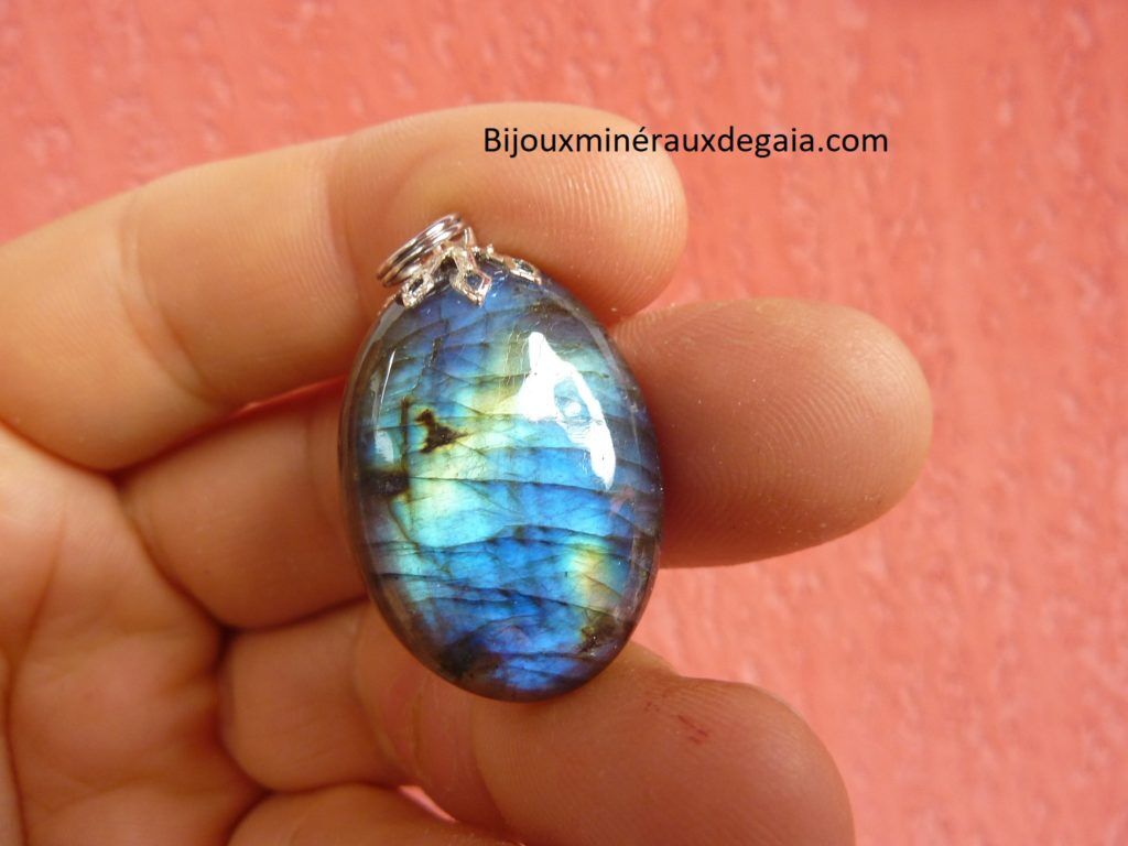 Pendentif Labradorite Poids 7,8 gr ref 5632