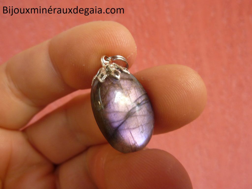 PENDENTIF LABRADORITE VIOLET RARE ! 4,2 gr REF 3679