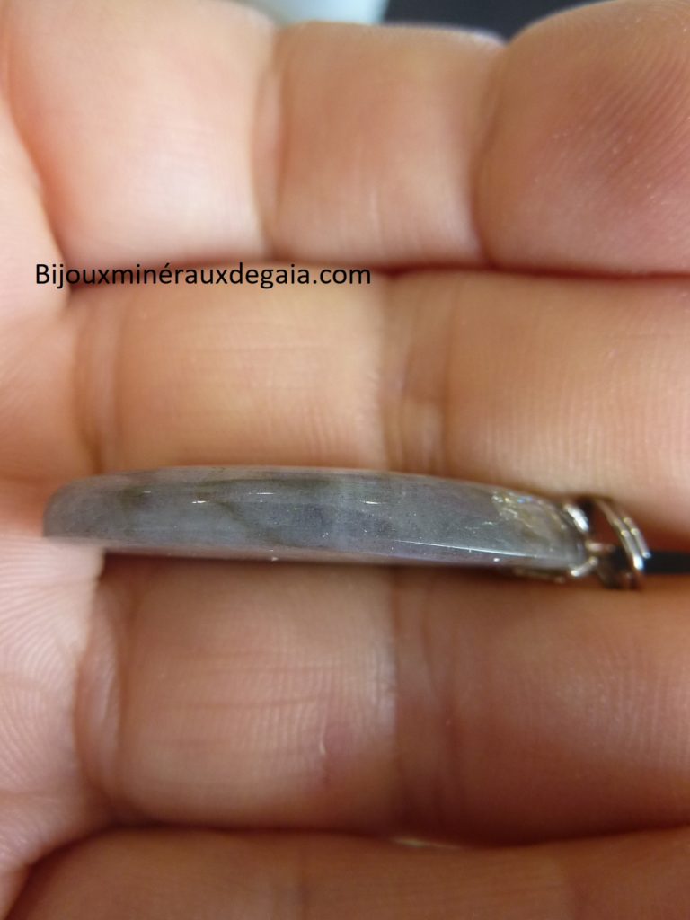 PENDENTIF LABRADORITE Poids 6,1 gr REF 5268