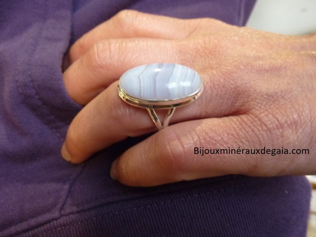 Bague calcédoine bleu monture argent 925 taille 57 ref 9392