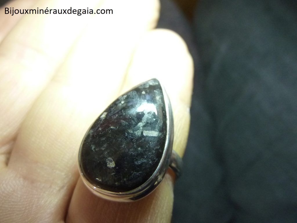Bague Nuummite monture argent 925 taille 54 ref 2950