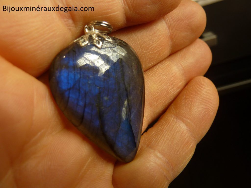 Pendentif protection Labradorite poids 12,4 gr ref 3061