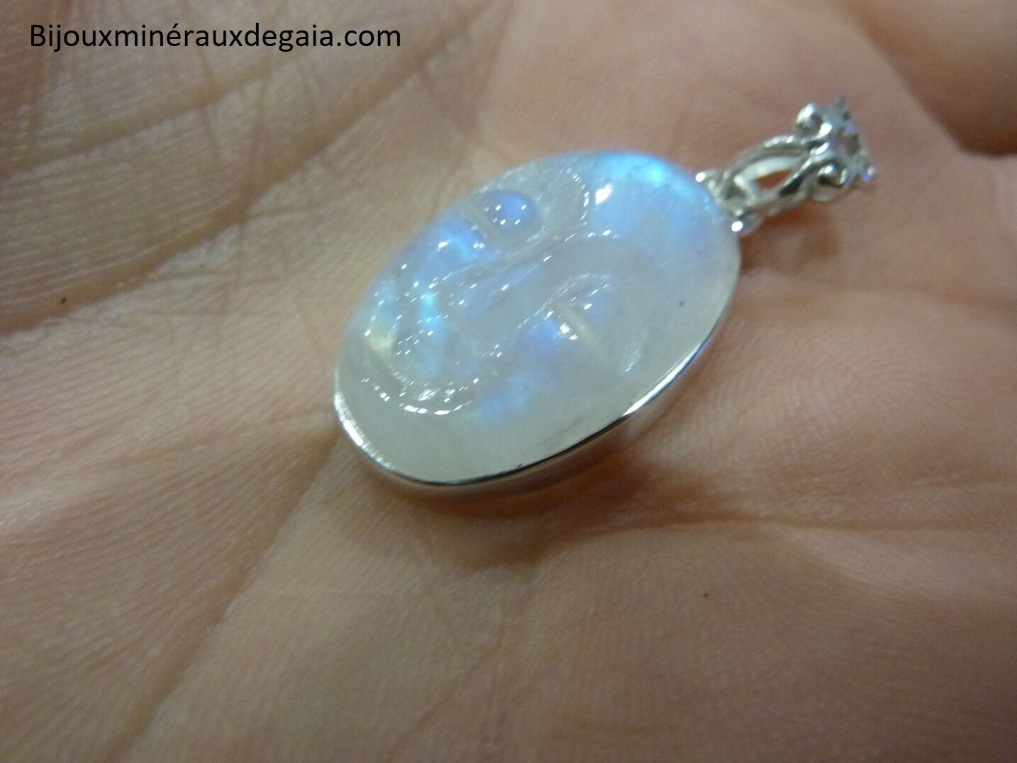 Pendentif Pierre de lune visage sculpté Monture argent 925 Ref 7469