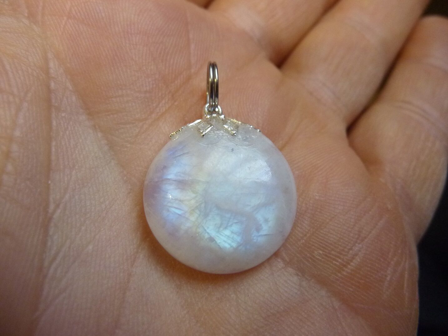 Pendentif pierre de lune gemme ref 3768