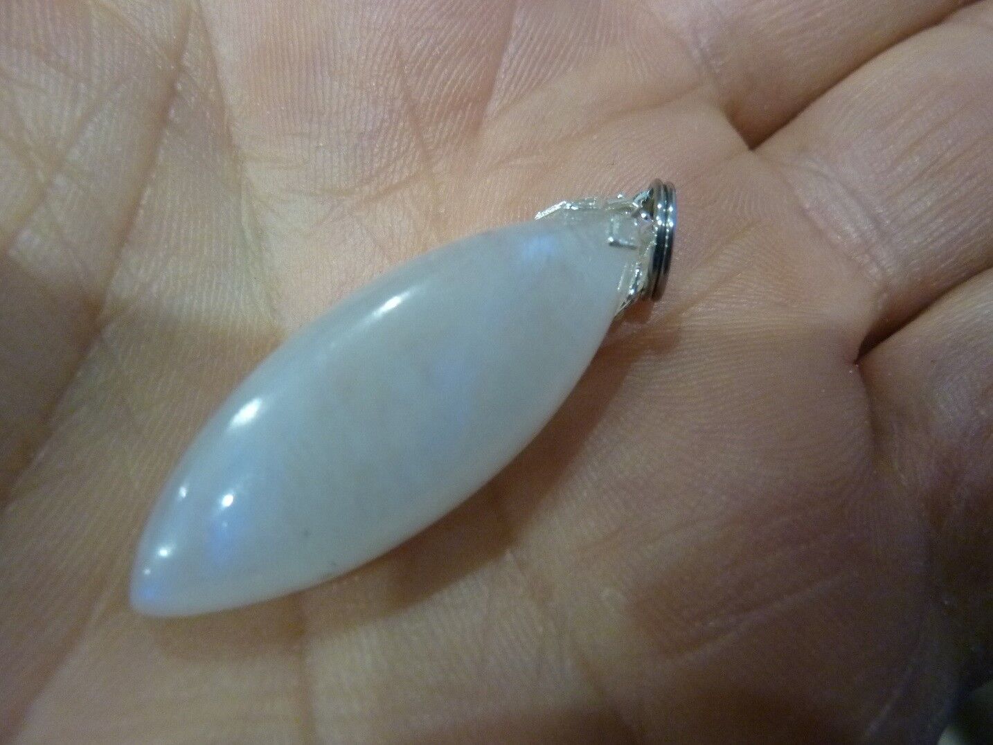 Pendentif pierre de lune gemme ref 2052