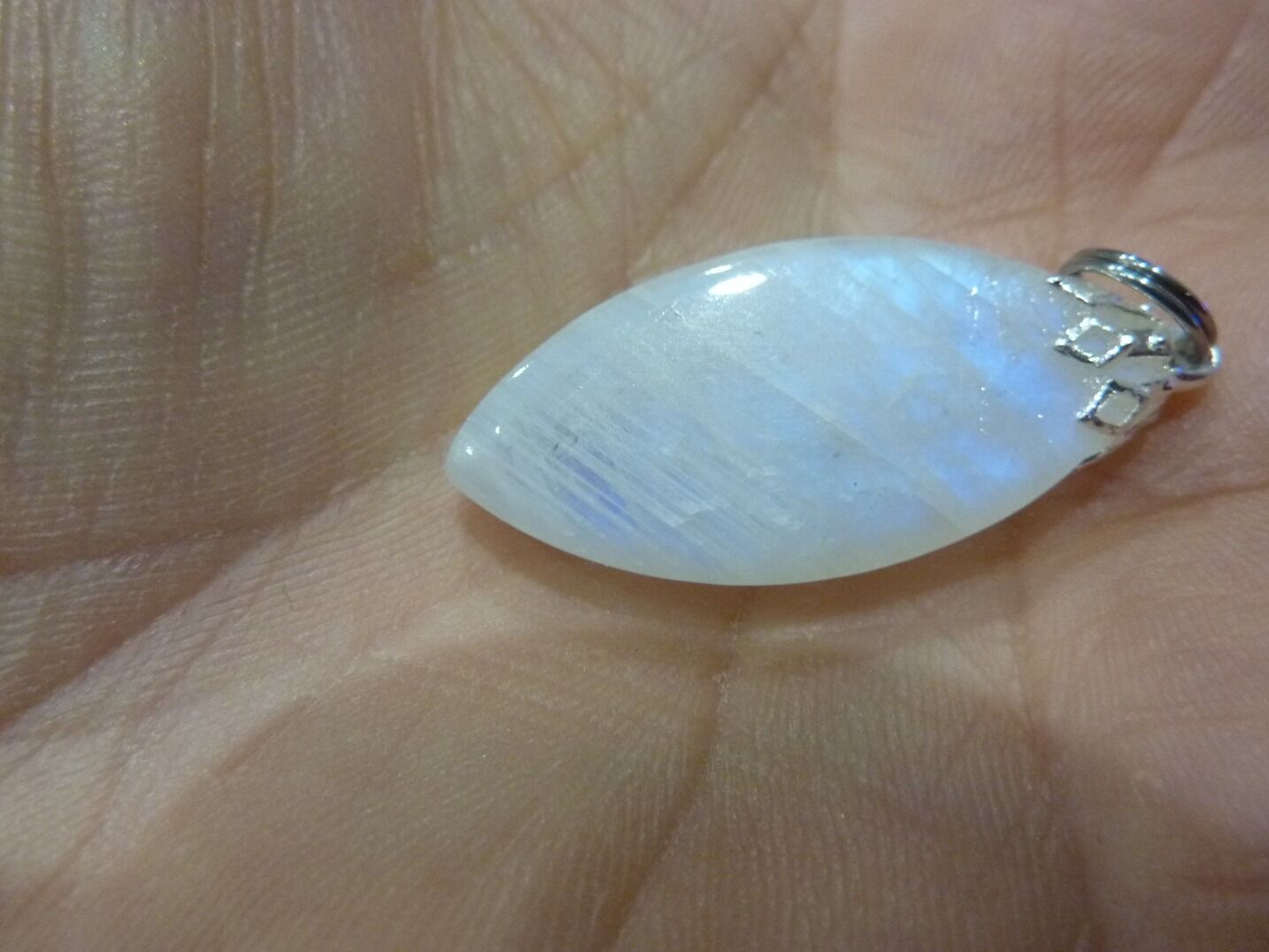 Pendentif pierre de lune gemme ref 5033