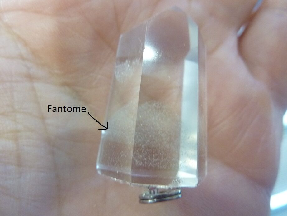 Pendentif pointe cristal de roche ref 4628