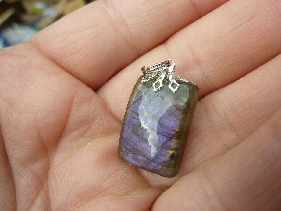 Pendentif Labradorite violet Rare ! ref 3008