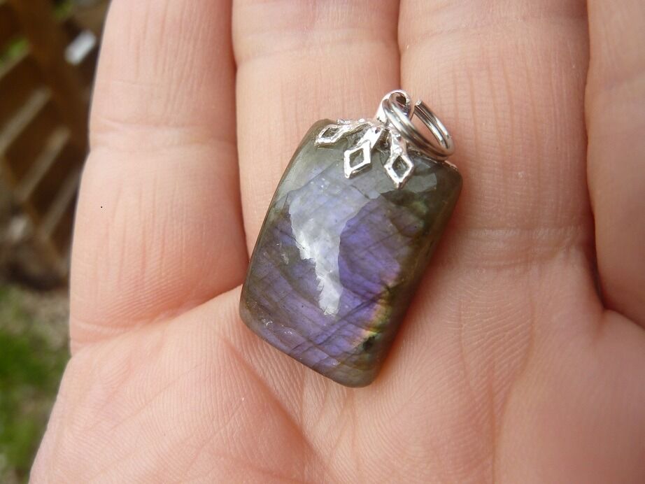 Pendentif Labradorite violet Rare ! ref 3008