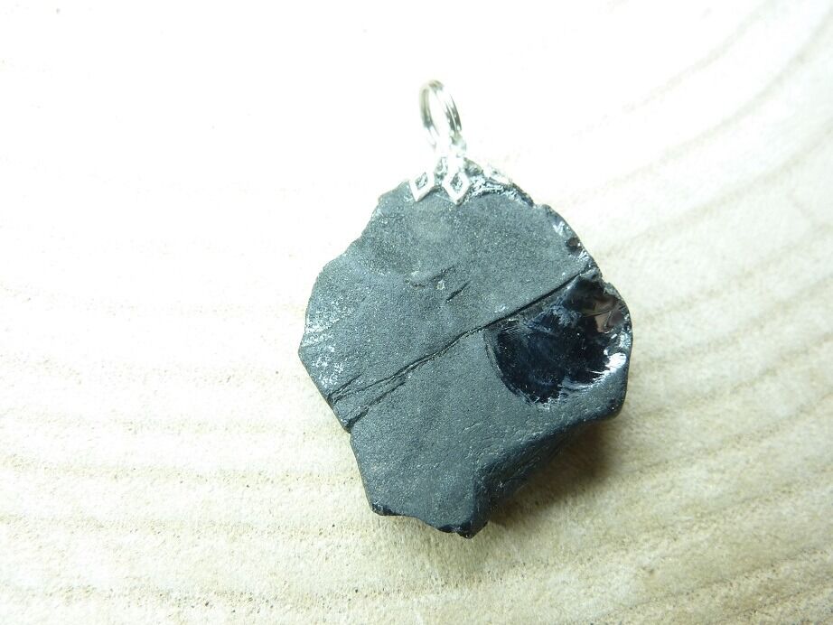 Pendentif Spinelle noir 11,7 gr ultra rare ref 1313