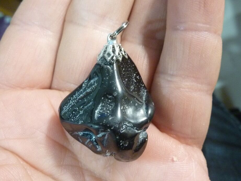 Pendentif Spinelle noir 27,9 gr ultra rare ref 2212