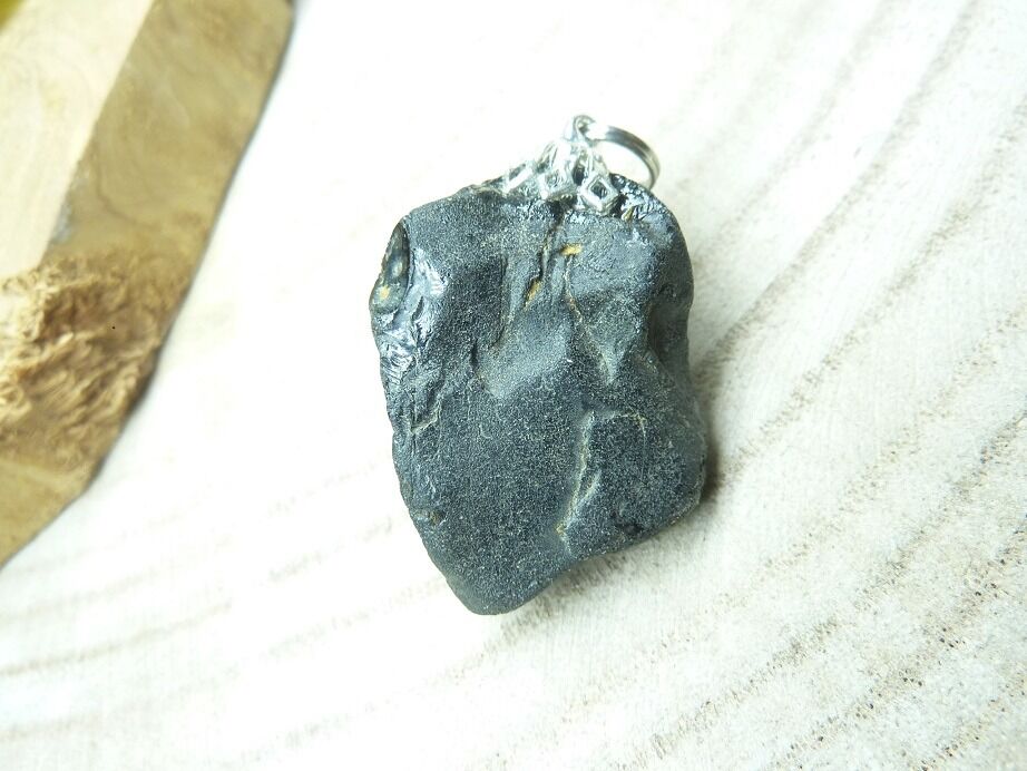 Pendentif Spinelle noir 14,8 gr ultra rare ref 1102