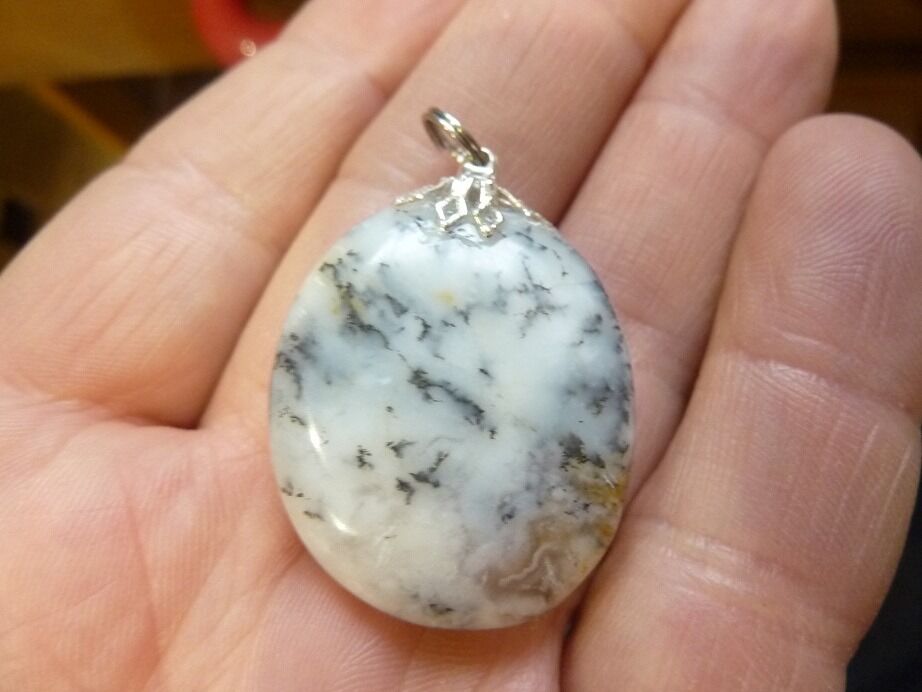 Pendentif Merlinite opale dentritique ref 2203