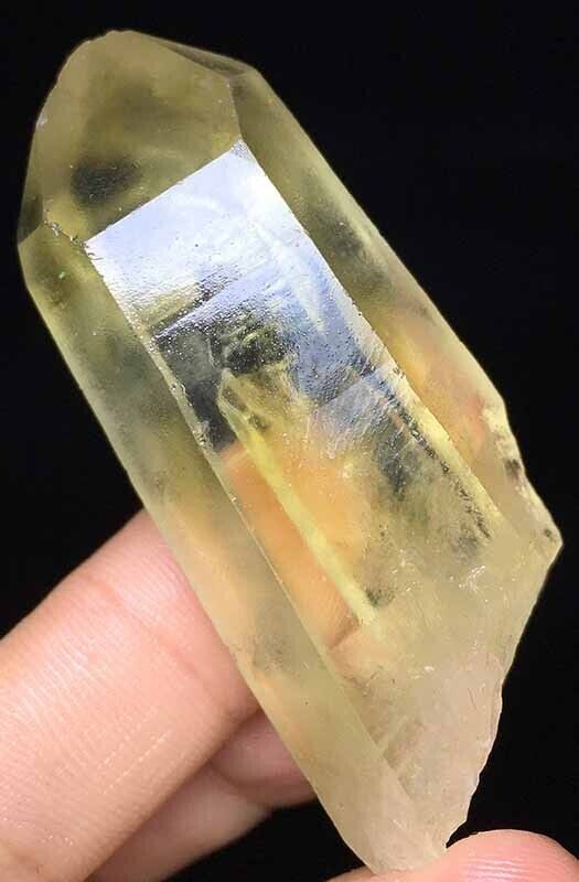 Pointe quartz lémurien citrine ref 0604