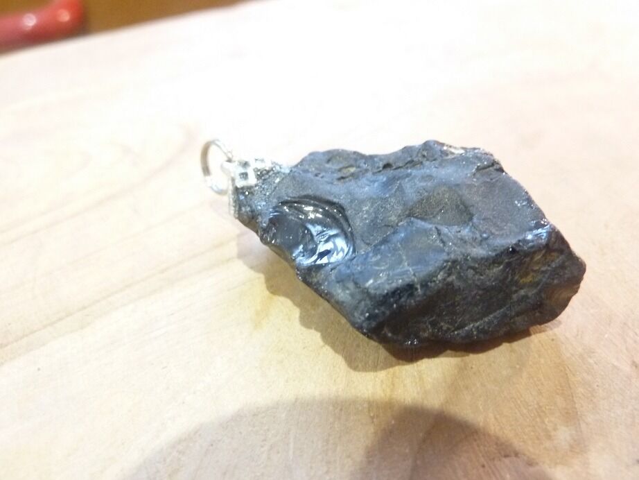 Pendentif Spinelle noir 20,6 gr ultra rare ref 1402