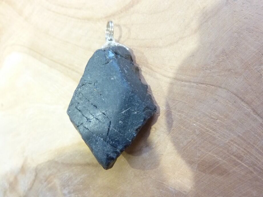 Pendentif Spinelle noir 20,6 gr ultra rare ref 1402