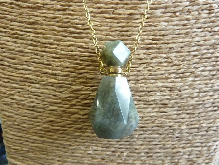 Collier Labradorite pendentif fiole