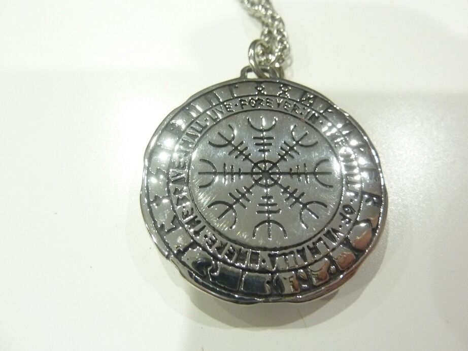 Collier pendentif Vegvisir de boussole runique ref 02