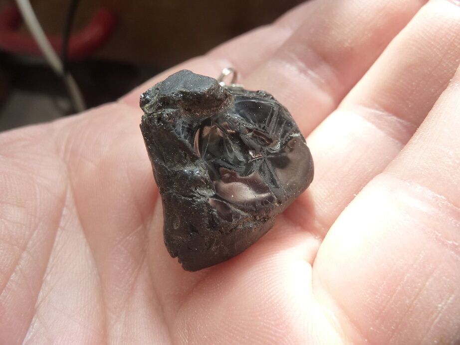 Pendentif Spinelle noir 27,8 gr ultra rare gg 039