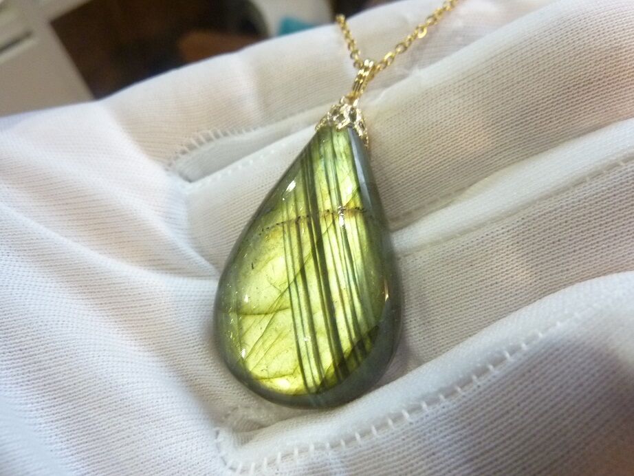Collier pendentif Labradorite GG 3309 + chaine acier inoxydable doré 50 cm