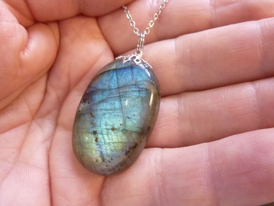 Pendentif Labradorite GG 8809 + chaine acier inoxydable 50 cm