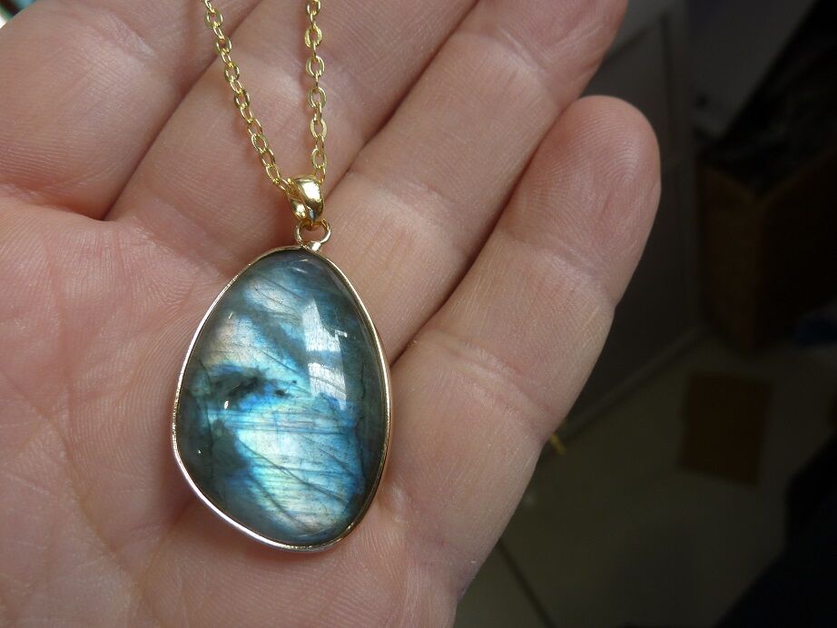 Collier pendentif Labradorite + chaine acier inoxydable 50 cm