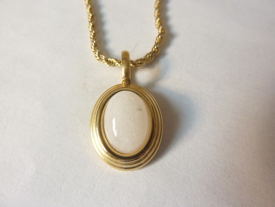 Collier pendentif Quartz cristal de roche acier inoxydable