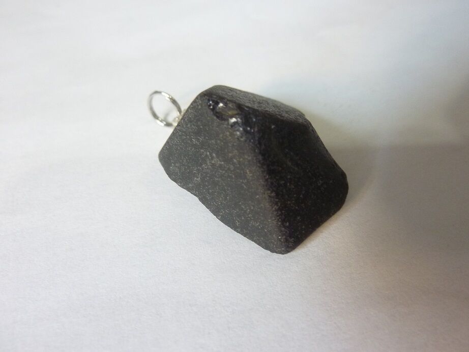 Pendentif Spinelle noir 16,6 gr ultra rare GG 1109