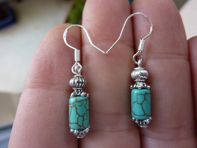 Boucles d'oreilles turquoise et argent plaqué