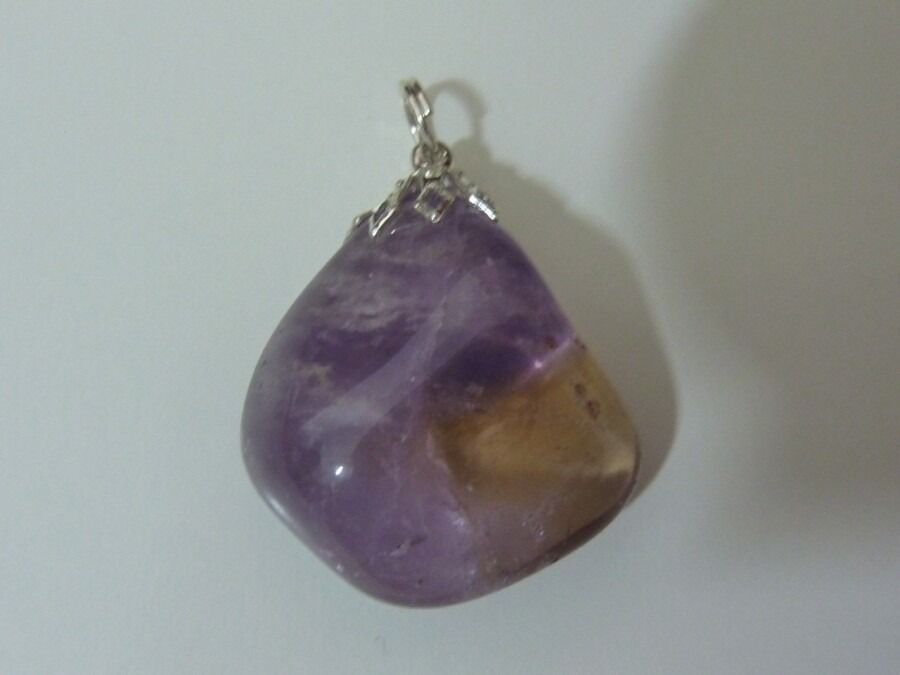 Pendentif Amétrine avec lacet de 1 metre 9304