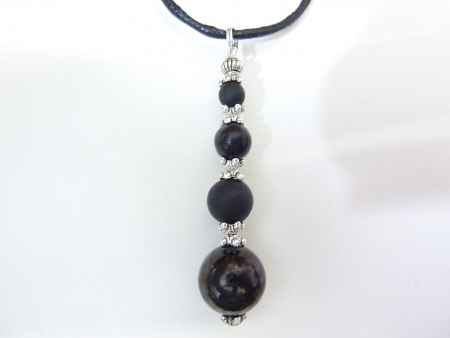 PENDENTIF PROTECTION EN SHUNGITE PERLES 14-10-8-6MM