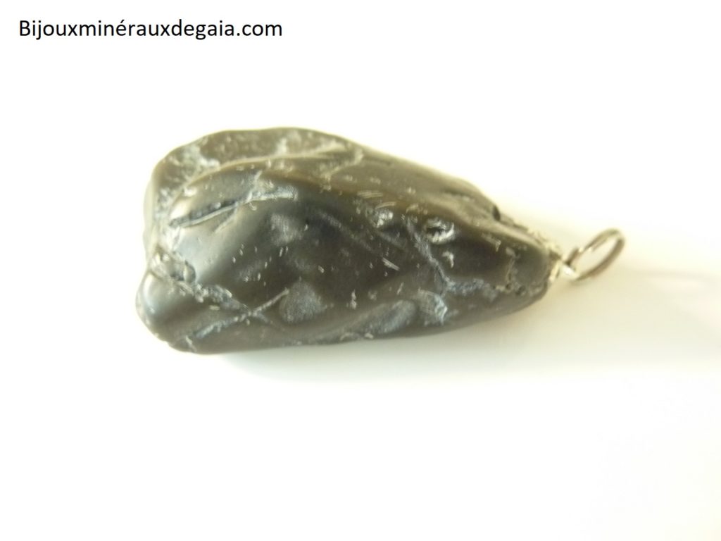 Pendentif Spinelle noir 33,4 gr ultra rare ref 4770