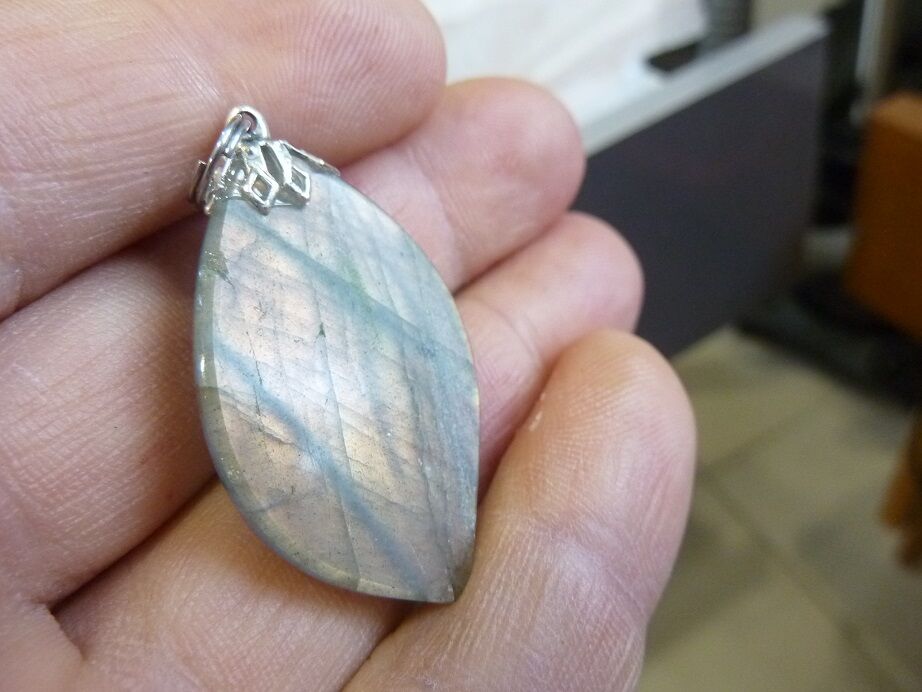 Pendentif Labradorite réf 1726