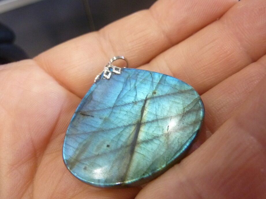 Pendentif Labradorite 15,5 gr réf 9874