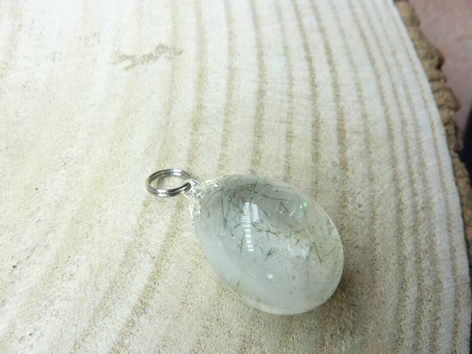 Pendentif quartz tourmaliné verte ref 1707