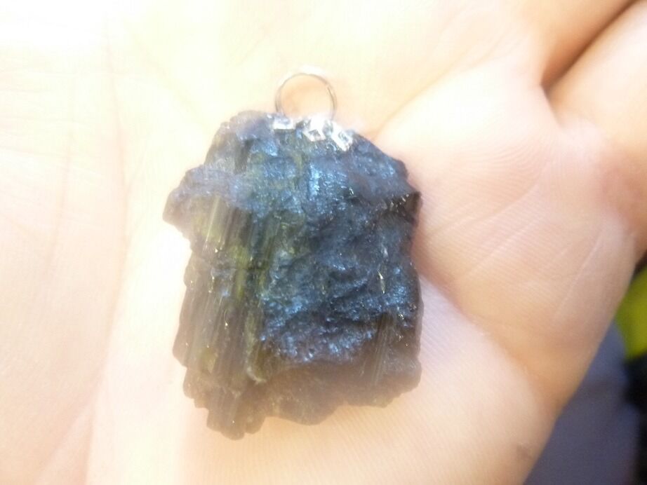 Pendentif tourmaline verte Ultra Rare ref 838