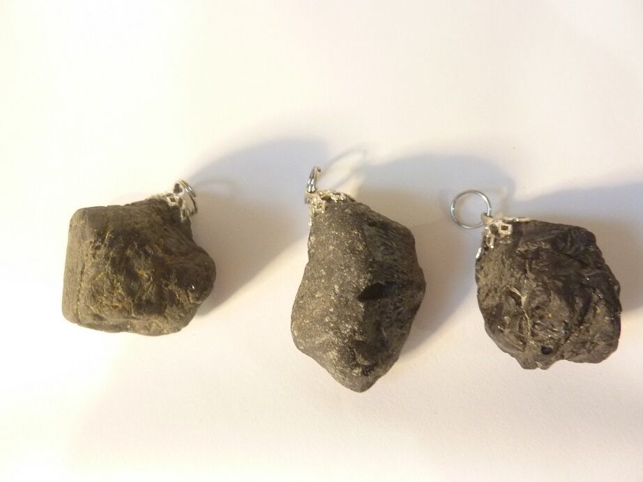 Lot de 3 Pendentifs Spinelle noir ultra rare GG LOT1