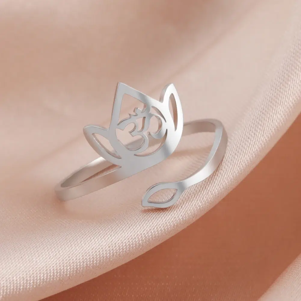 Bague ajustable Fleur de lotus-Om ref argent