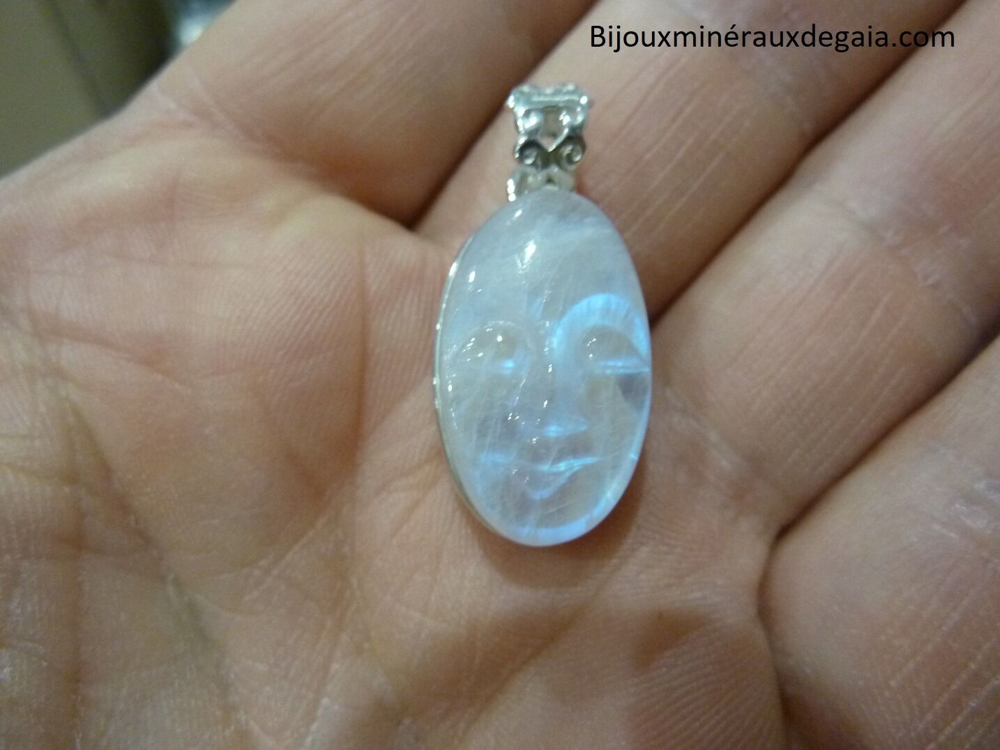 Pendentif Pierre de lune visage sculpté Monture argent 925 Ref 0918