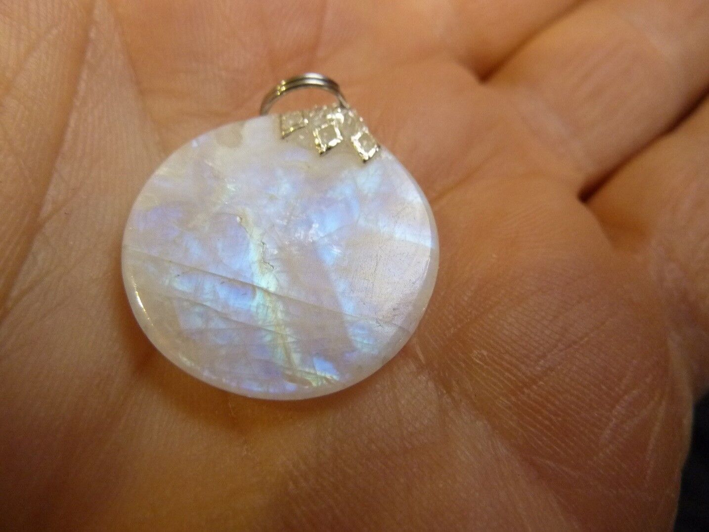 Pendentif pierre de lune gemme ref 5968