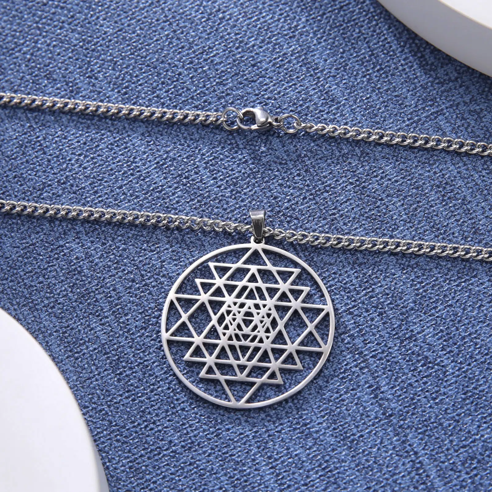 Collier pendentif Sri Yantra en Acier Inoxydable