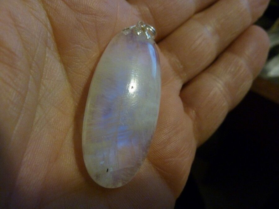 PENDENTIF PIERRE DE LUNE GEMME 57 cts AAA+ ref 8469